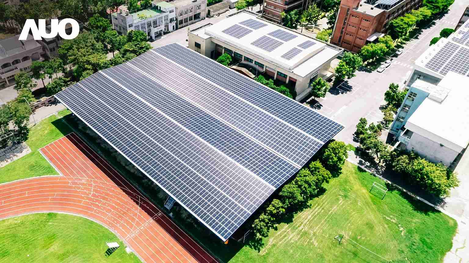 彩神vllSunSteel光电整合型浪板具备快速安装、、轻量化优势,,,,可提升15%发电效能,,,,通过国际IEC与台湾VPC认证安全、、、防漏、、、、耐候标准